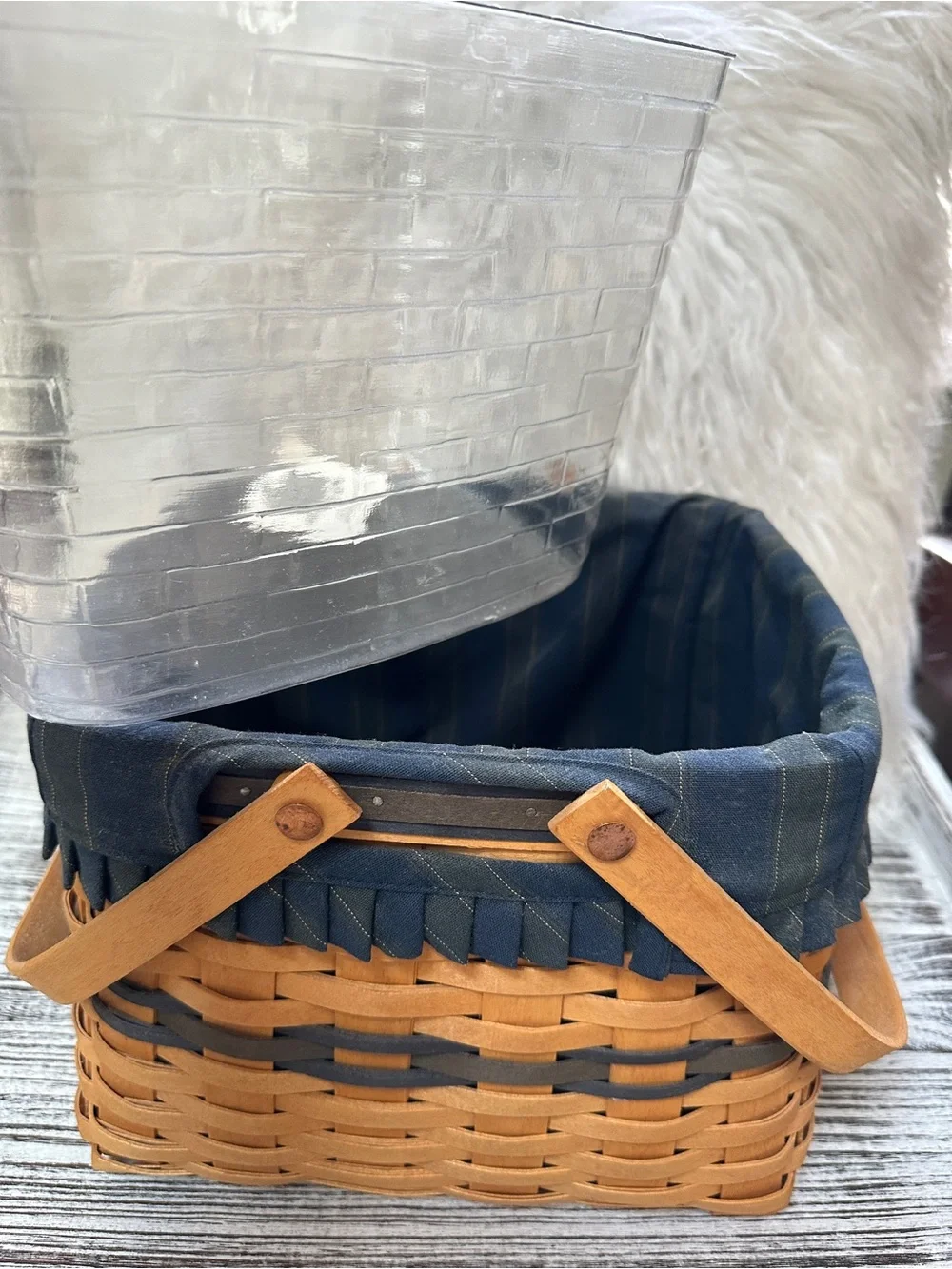 Longaberger Harbor Basket 1998 Collectors Edition w/ Wooden Lid - Original Box